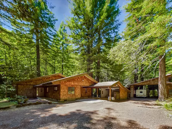 3831 Sprowl Creek RD, Garberville, CA 95542