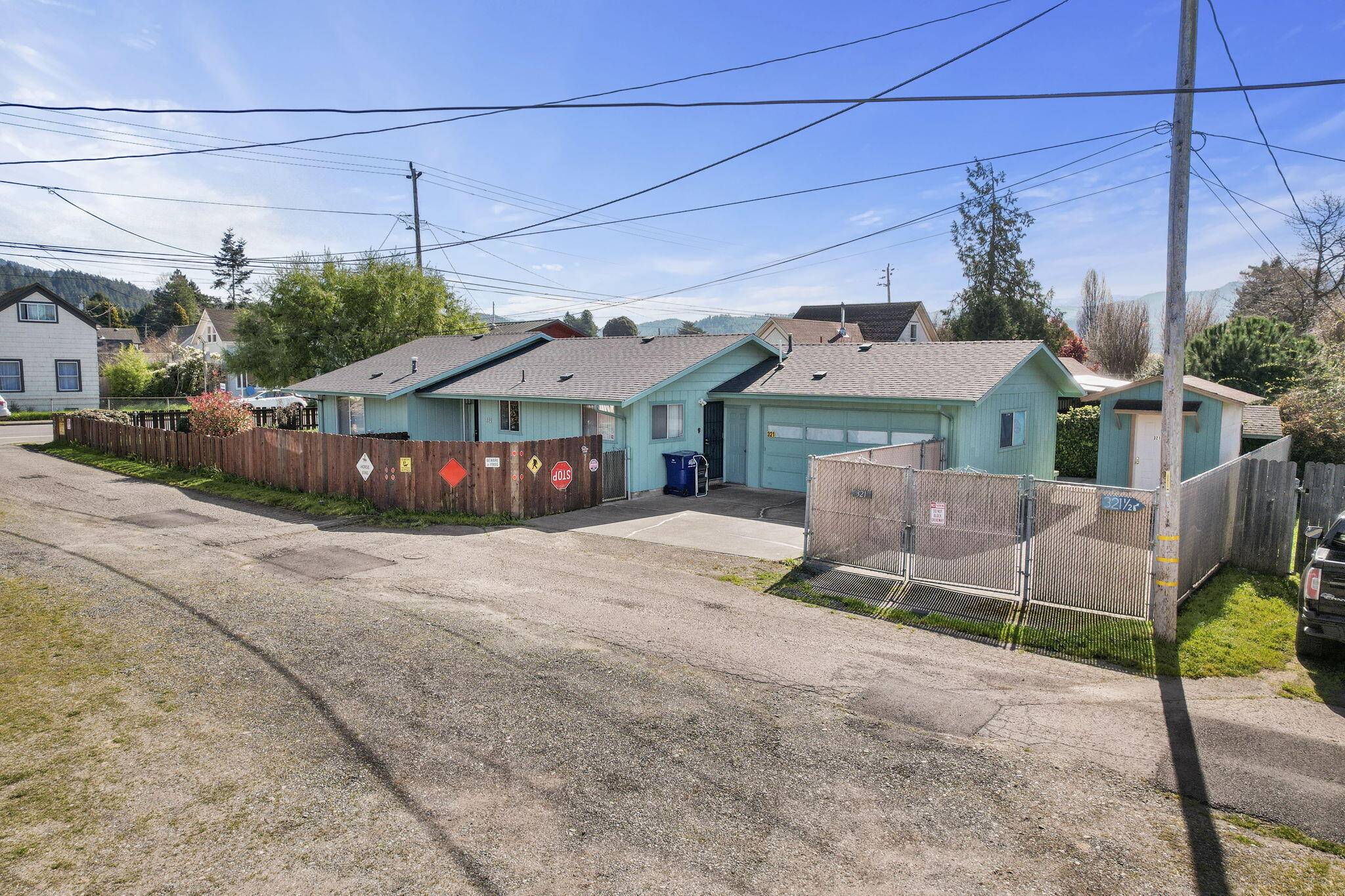 321 Greenwood AVE, Blue Lake, CA 95525