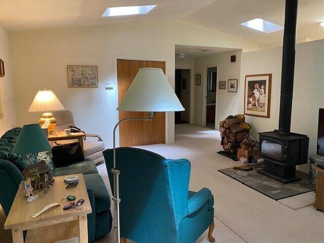 Carlotta, CA 95528,801 Riverside Park #37 RD