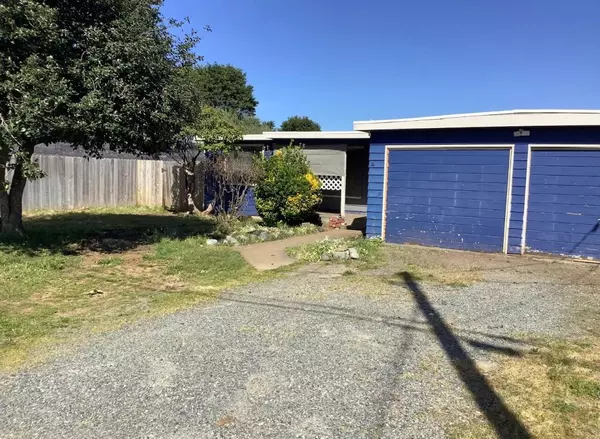223 Del Monte ST, Crescent City, CA 95531