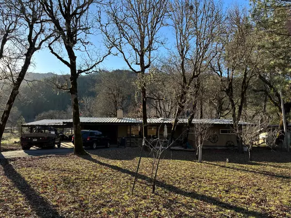 1340 Van Duzen RD, Dinsmore, CA 95526