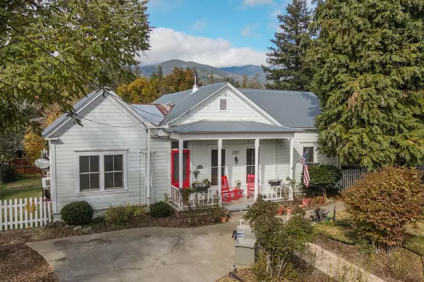 65 Court ST, Weaverville, CA 96093