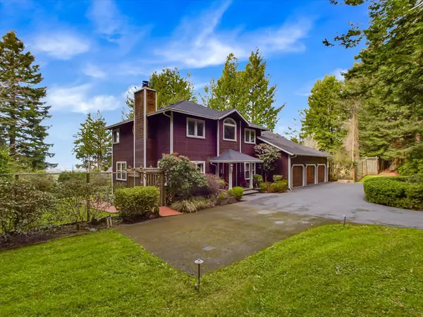 1810 Fairview DR, Bayside South, CA 95524