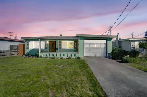 1319 Newburg RD, Fortuna, CA 95540