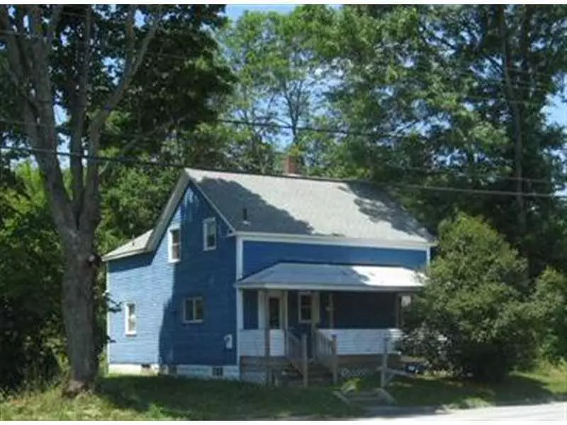 507 Riverside DR, Auburn, ME 04210