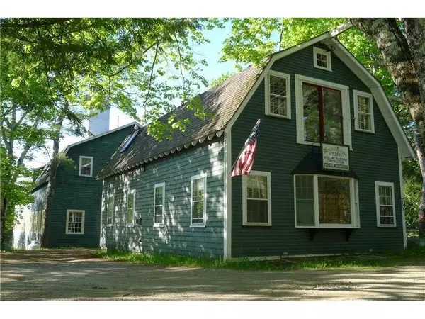 Camden, ME 04843,255A Molyneaux RD
