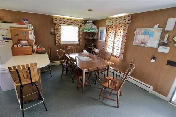 Frankfort, ME 04438,119 Main RD S