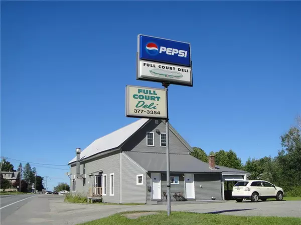 Winthrop, ME 04364,83 Route 133