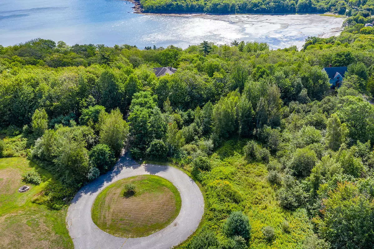 Rockport, ME 04856,4 Lookout LN