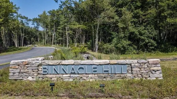 Kennebunkport, ME 04046,28 Binnacle HL