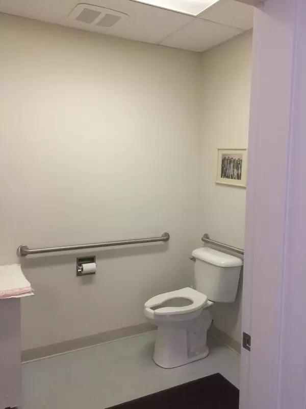 Ellsworth, ME 04605,8 Union ST