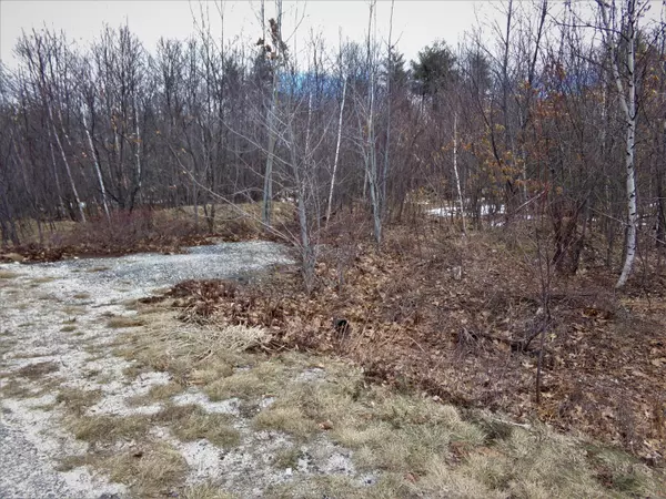 Raymond, ME 04071,7-B Tarkiln Hill RD