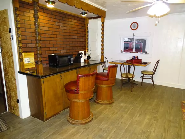 Fort Fairfield, ME 04742,19 Decker ST