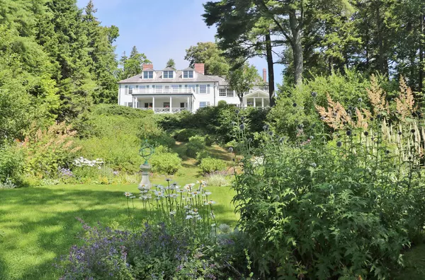 18 South Shore RD, Mount Desert, ME 04662