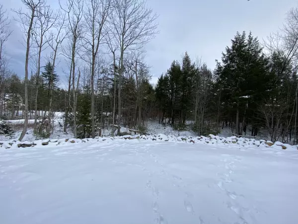 West Gardiner, ME 04345,27 Marly RD