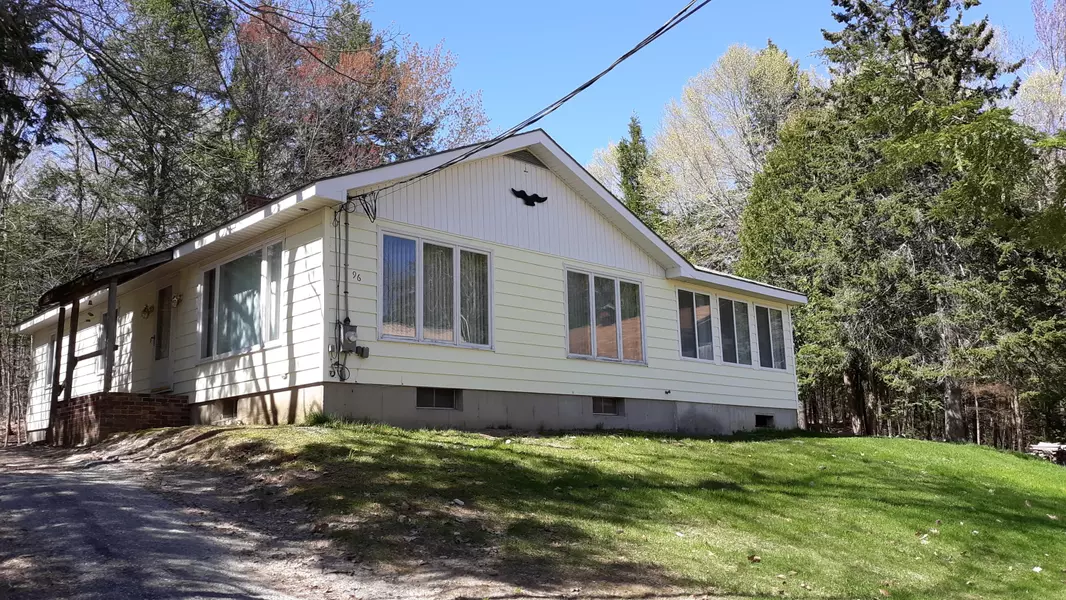 96 Lakeside DR, Windham, ME 04062