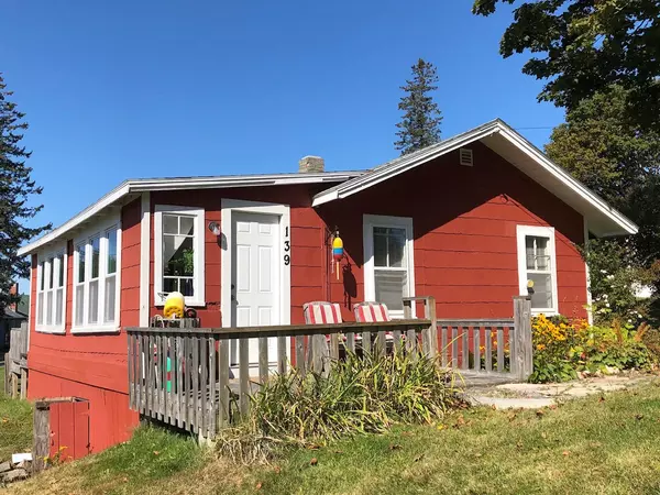 Tremont, ME 04653,139 Harbor DR