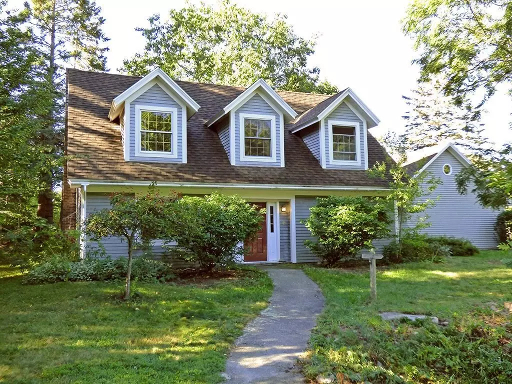 Mount Desert, ME 04660,18 Oak Hill RD