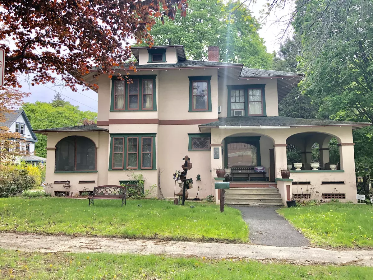 Waterville, ME 04901,19 West ST