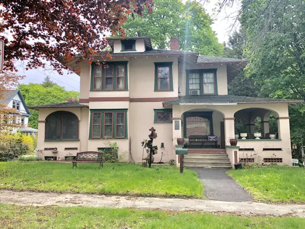 19 West ST, Waterville, ME 04901