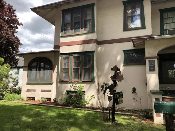 Waterville, ME 04901,19 West ST