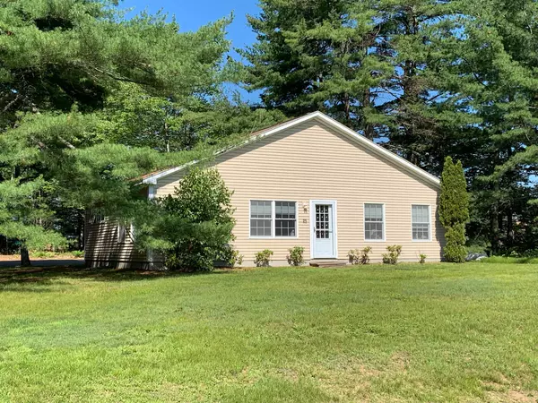 Topsham, ME 04086,25 Park DR