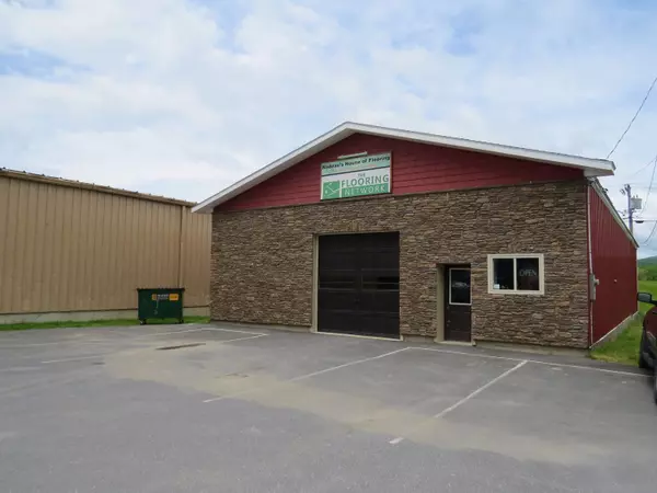 Fort Kent, ME 04743,189 W Main ST