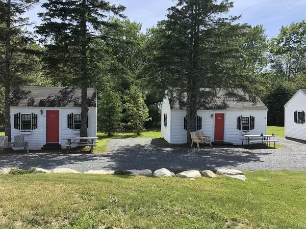 1147 Bar Harbor RD, Trenton, ME 04605