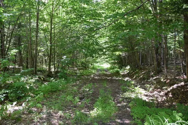 999 Smith RD, Anson, ME 04911