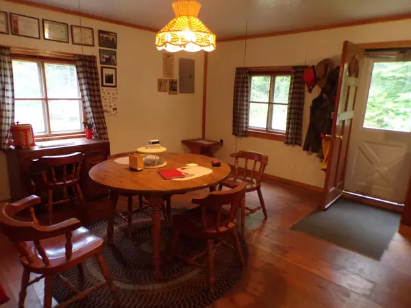 Presque Isle, ME 04769,84 Mountain RD