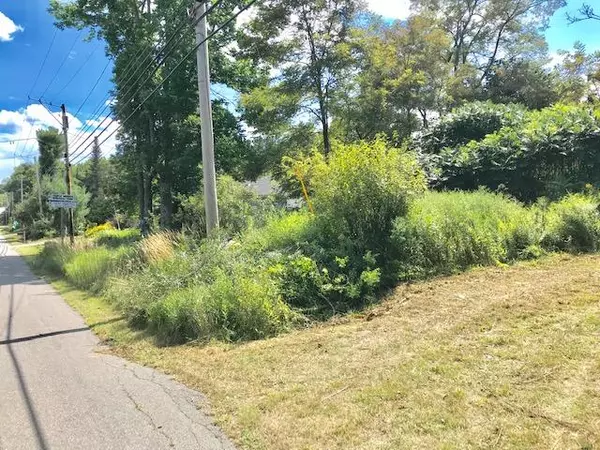 1381 Atlantic HWY, Northport, ME 04849