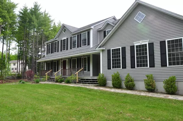 27 Campbell DR, Northport, ME 04849