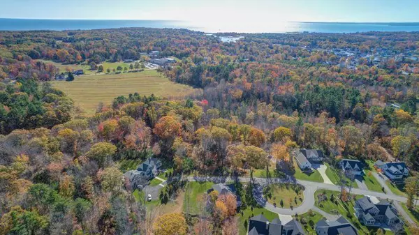 Kennebunkport, ME 04046,21 Reid LN