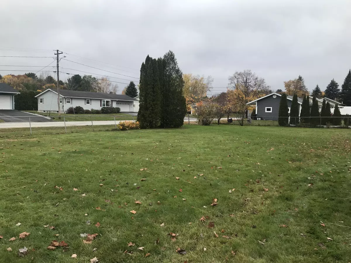 Lewiston, ME 04240,20 Fortin WAY