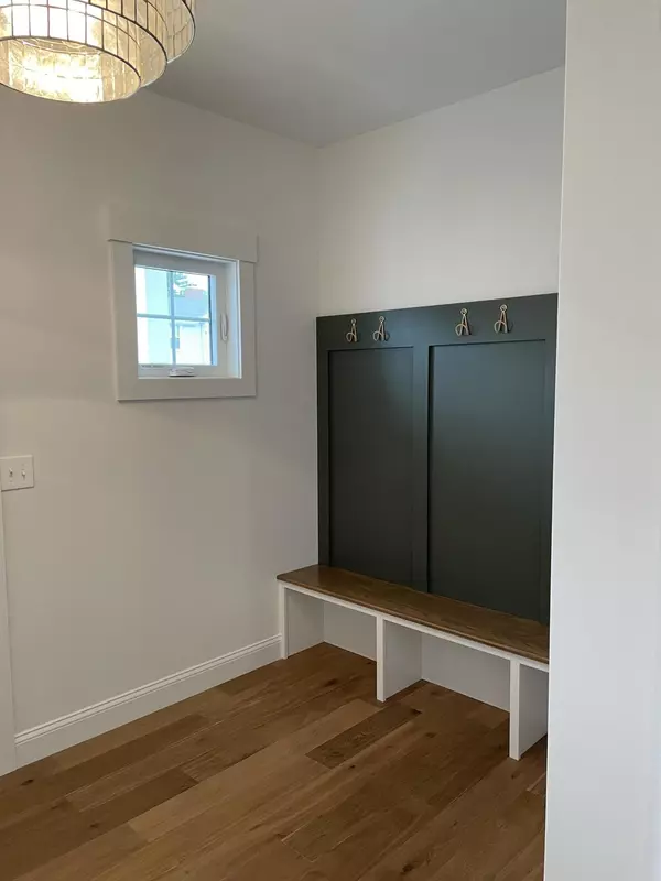 Portland, ME 04103,14 Abner LN