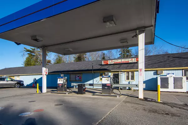 Sedgwick, ME 04673,119 Caterpillar Hill RD