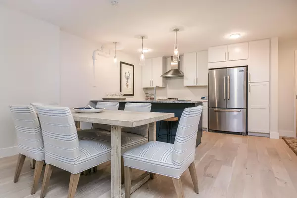 Portland, ME 04101,383 Commercial ST #315