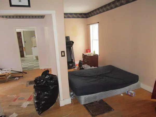 Presque Isle, ME 04769,18 State ST