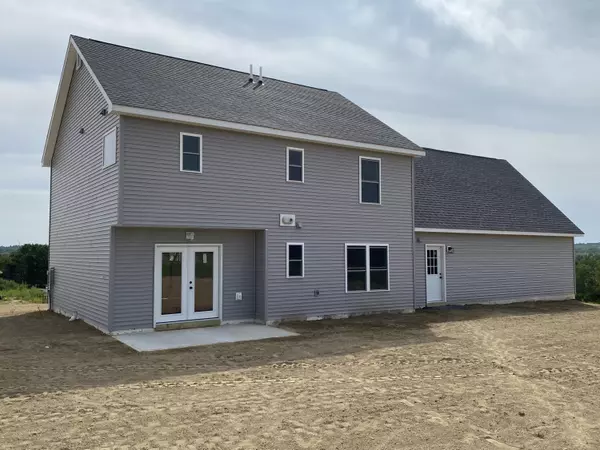 Sidney, ME 04330,17 Mia RDG