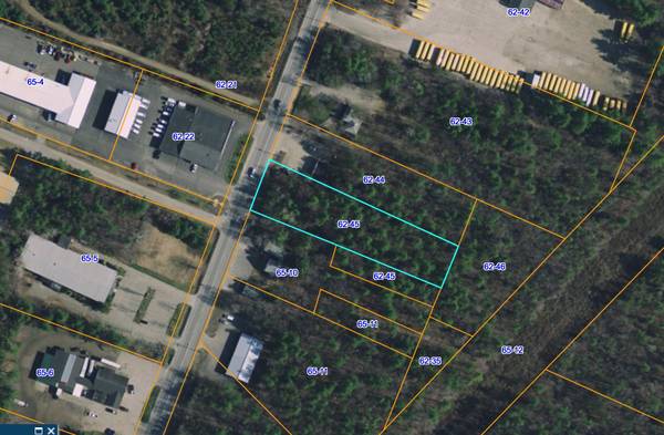 122 York ST, Kennebunk, ME 04043