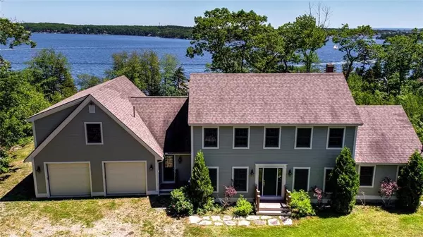 29 Spruce Point HTS, Boothbay Harbor, ME 04538