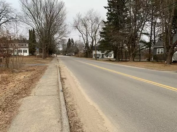 Thomaston, ME 04861,96 Beechwood ST