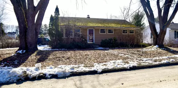 13 Glenwood ST, Orono, ME 04473