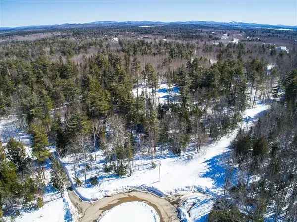 Orono, ME 04473,11 Merritt DR