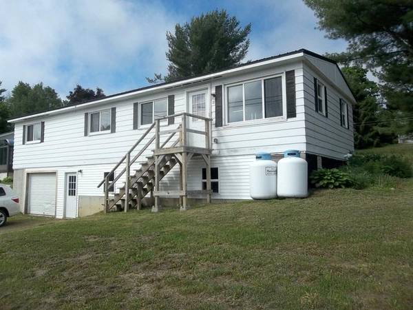 10 Spring ST, Baileyville, ME 04694