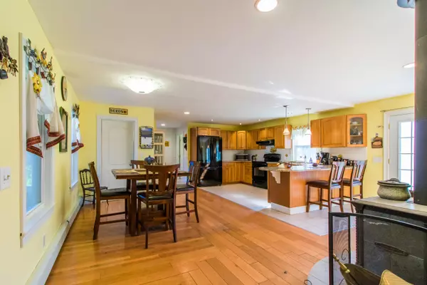 Minot, ME 04258,38 Woodman Hill RD