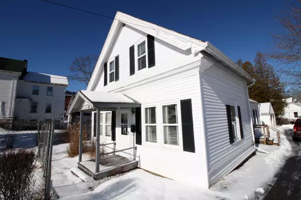 Machias, ME 04654,67 Court ST