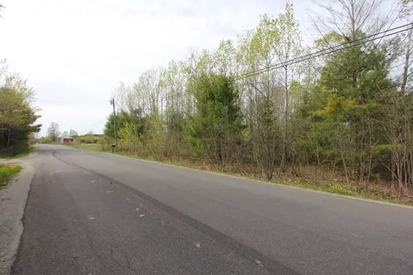 Leeds, ME 04263,116B Sumner RD