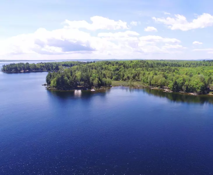 00 Rusty RD, Raymond, ME 04071