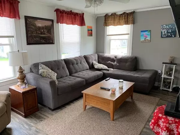 Thomaston, ME 04861,24 Beechwood ST